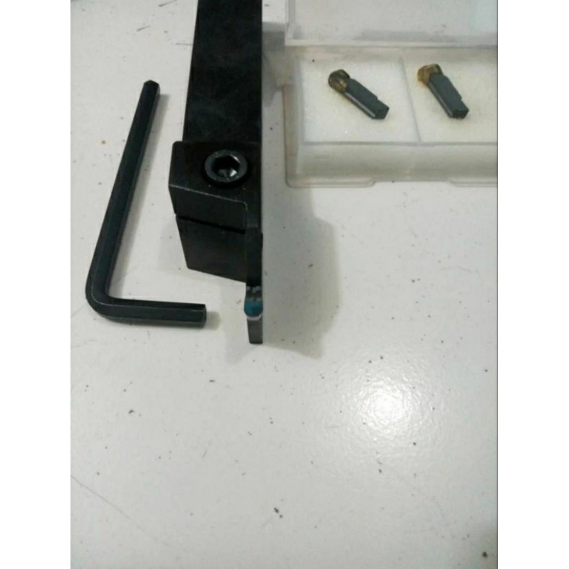 paket kinclong pahat bubut. holder bubut 2020 4m set inser PCD diamond