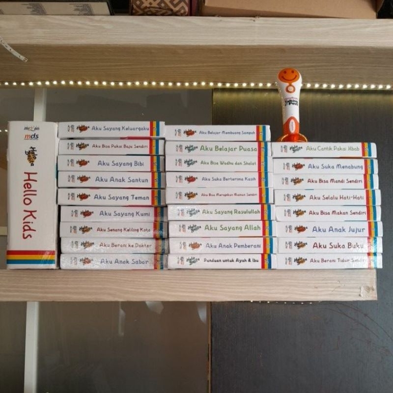 BEST SELLERBuku halo balita 1paket plus epen/buku halo balita/buku halo balita preloved