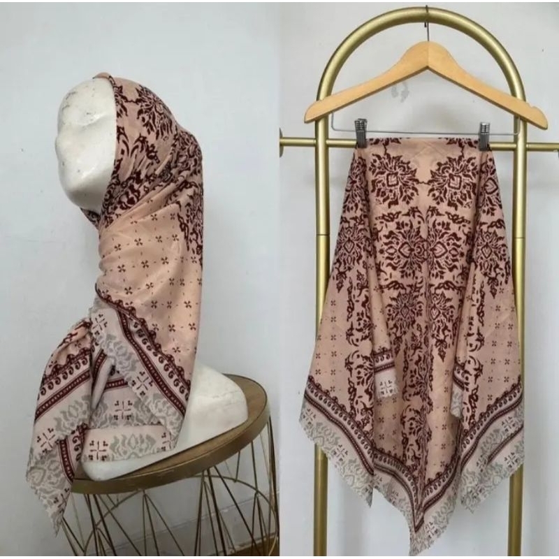 Hijab Jilbab Segi Empat Voal Motif Bunga Tengah / Voal Motif Bunga / Voal Motif Premium Lasercut Pri