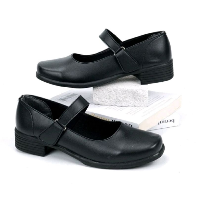 Sepatu Pantofel Wanita Sepatu Sekolah Hak 3Cm