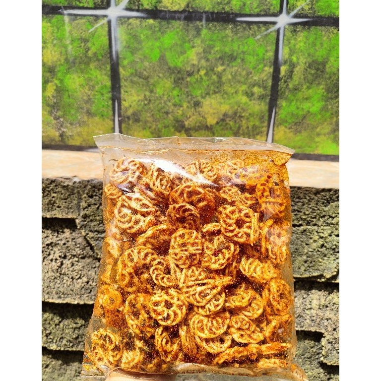 

[☄B81➢] kerupuk viral kerupuk Rafael kerupuk mawar pedas daun jeruk isi 500gram Discount