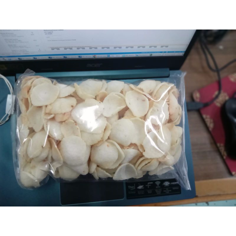 

Kerupuk singkong KEJU MANIS