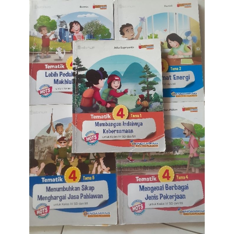 Buku tematik platinum hots tiga serangkai  kelas 4 sd tema 1,2,3,4 bekas