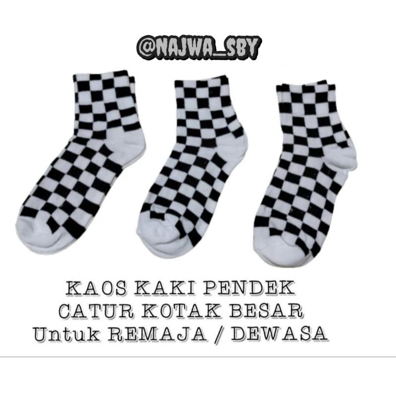 Kaos Kaki Pendek Catur Kotak Besar