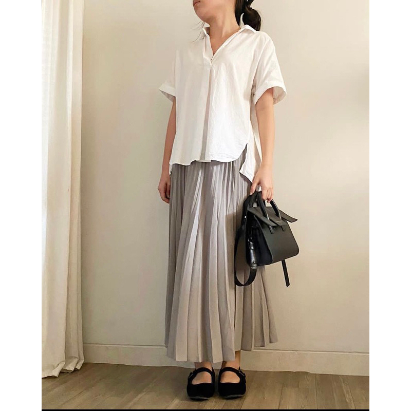 Uniqlo Pleated Grey Skirt