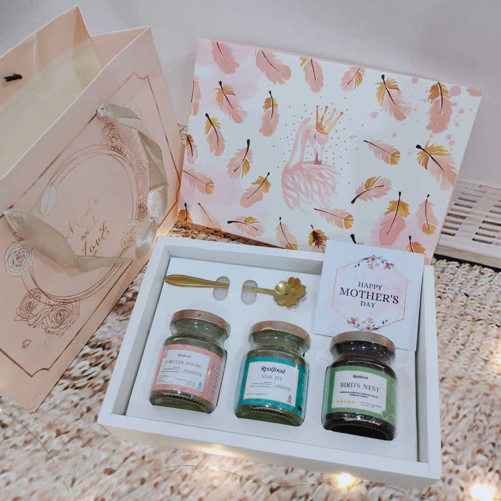 

Hampers Realfood kado elegant edisi ulang tahun anniversary mothers day Hari Ibu request event free bag free ucapan - HMD04