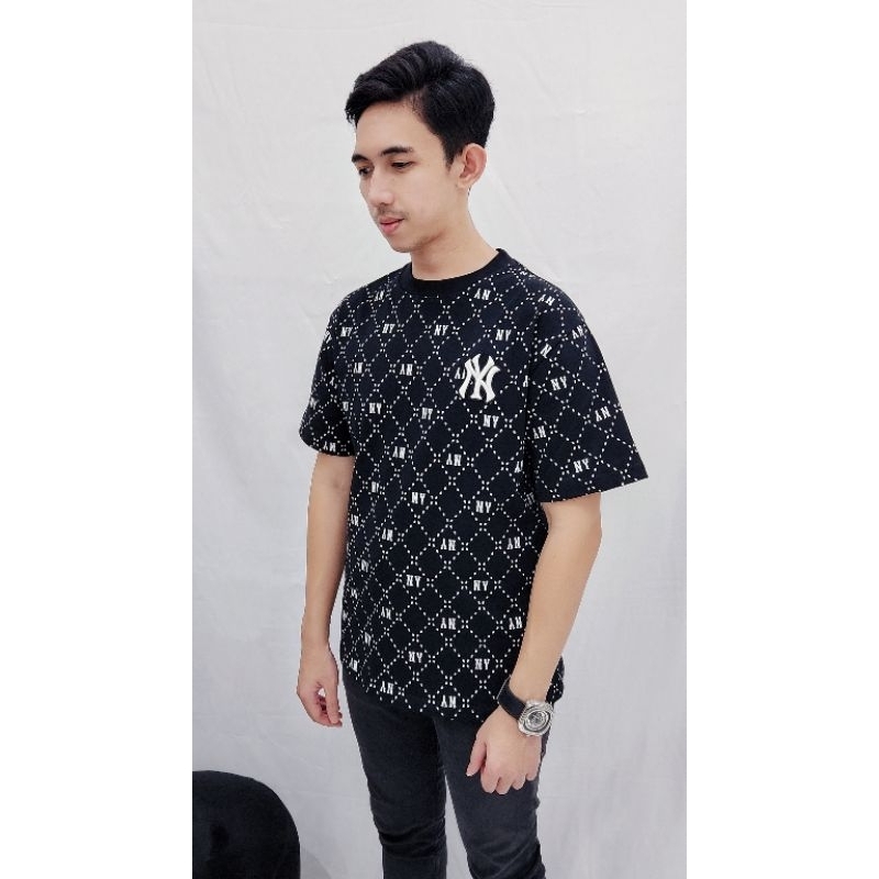 MLB NY Monogram Black Tee