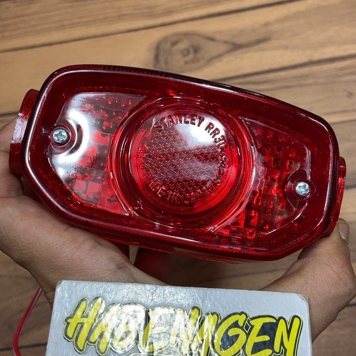 stop lamp stoplamp lampu rem belakang mika kaca lensa mata kucing yamaha V70 V75 V80 V 80 L2g rs100 