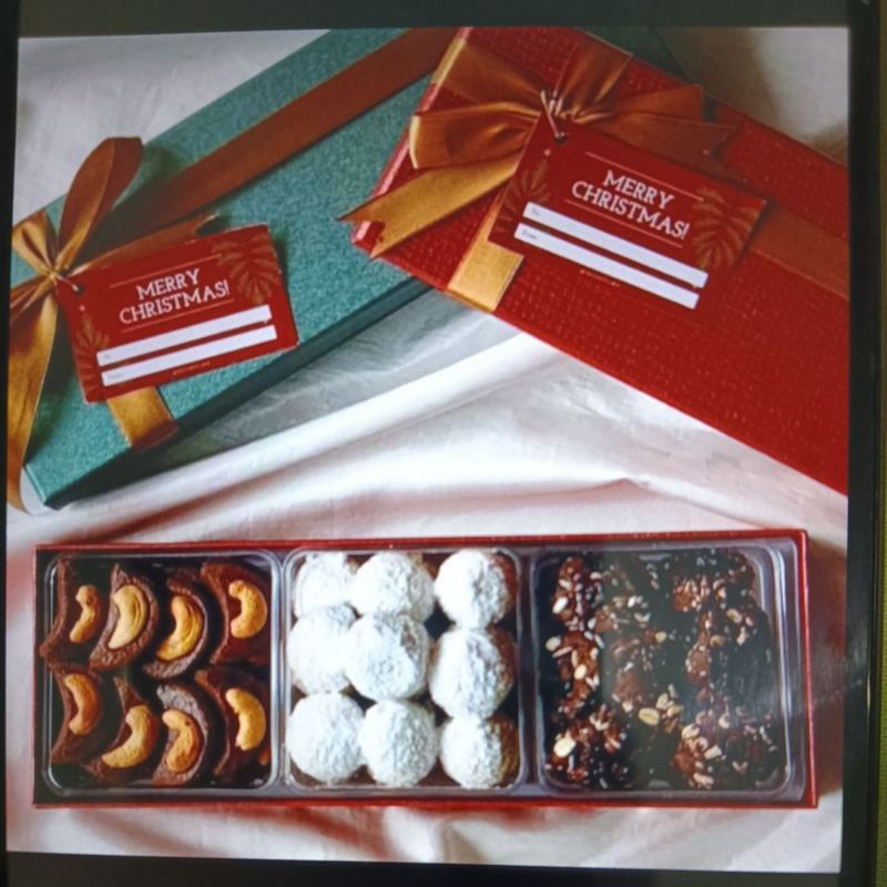 

Hampers NATAL & TAHUN BARU