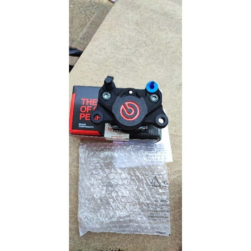 Kaliper Brembo 2p 2piston Hitam Black Original Nmax Xmax Aerox Pcx vario beat mio scoopy ninja rr 15