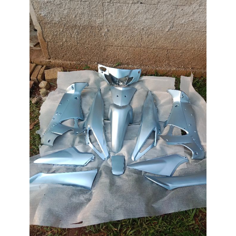 Body full hakus supra 125 old thn 2006 warna biru asin doff