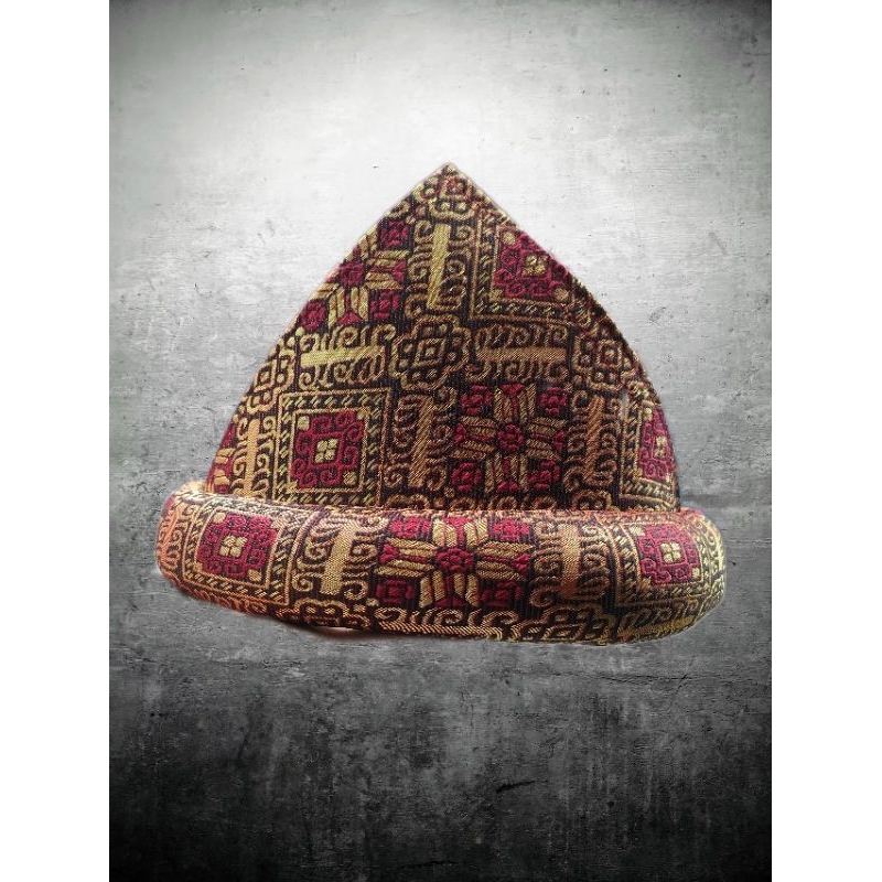 Tanjak Palembang (topi tanjak)