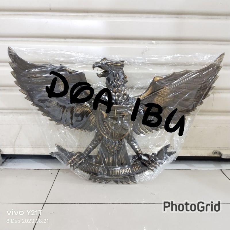 

best seller garuda kuningan pajangan garuda kuningan perunggu model lubang buaya ukuran 60cm ready stock