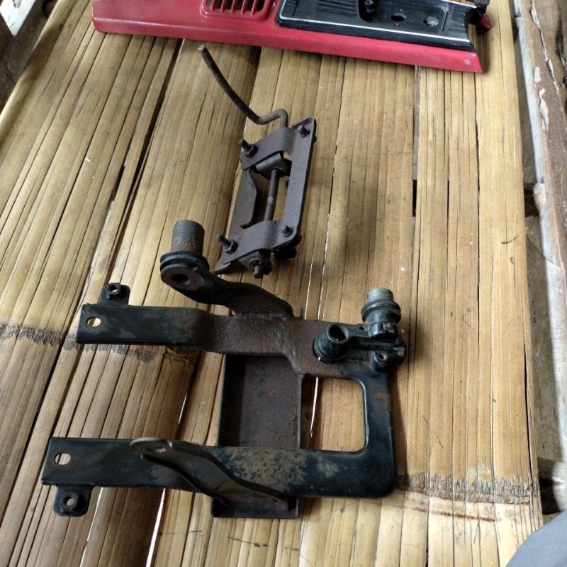 bodi suzuki fr 80 family sambungan bodi belakang suzuki fr 80 family kunci jok engsel jok suzuki fr 