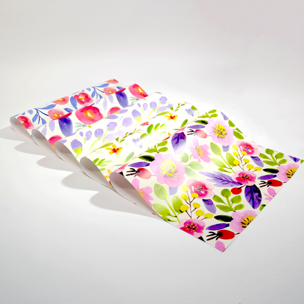 

Floral Wrapping Paper Matte | Kertas Bungkus Kado - Uk. 70 x 50 cm