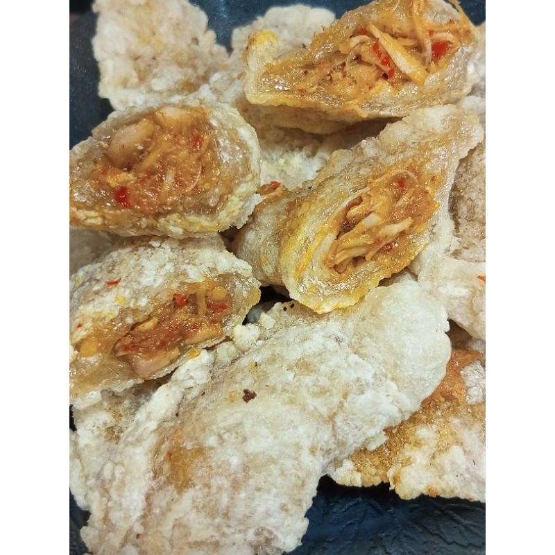 

cireng ayam suwir pedas khas Bandung isi 10 biji