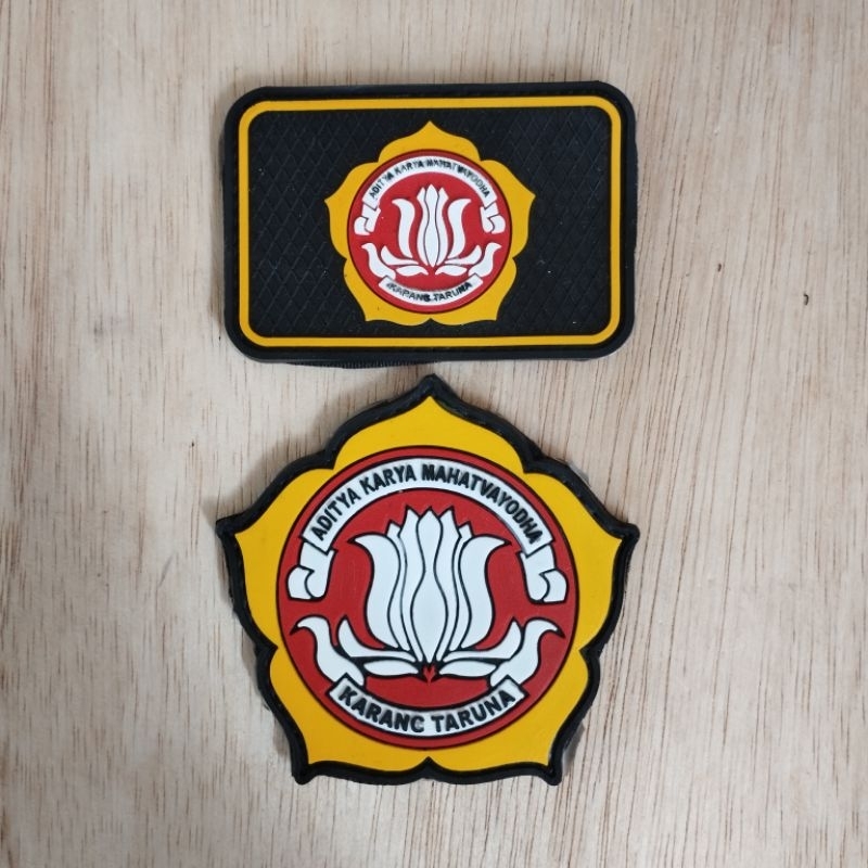 patch rubber logo karang taruna dan karang taruna kotak . tempelan emblem karet velcro