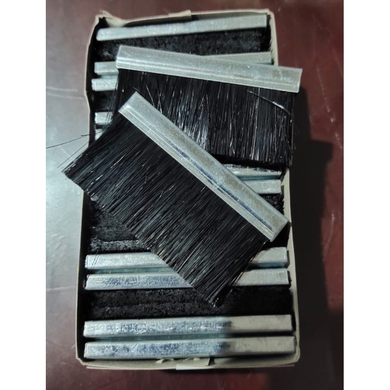 Sikat Otomatis Mesin Rajut