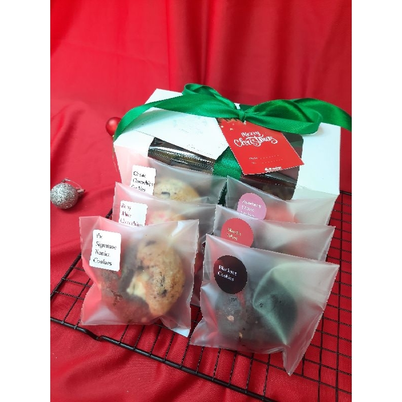 

Parsel Natal Christmas Hampers - Personal gift 6pcs soft cookies | Nanica Cookies