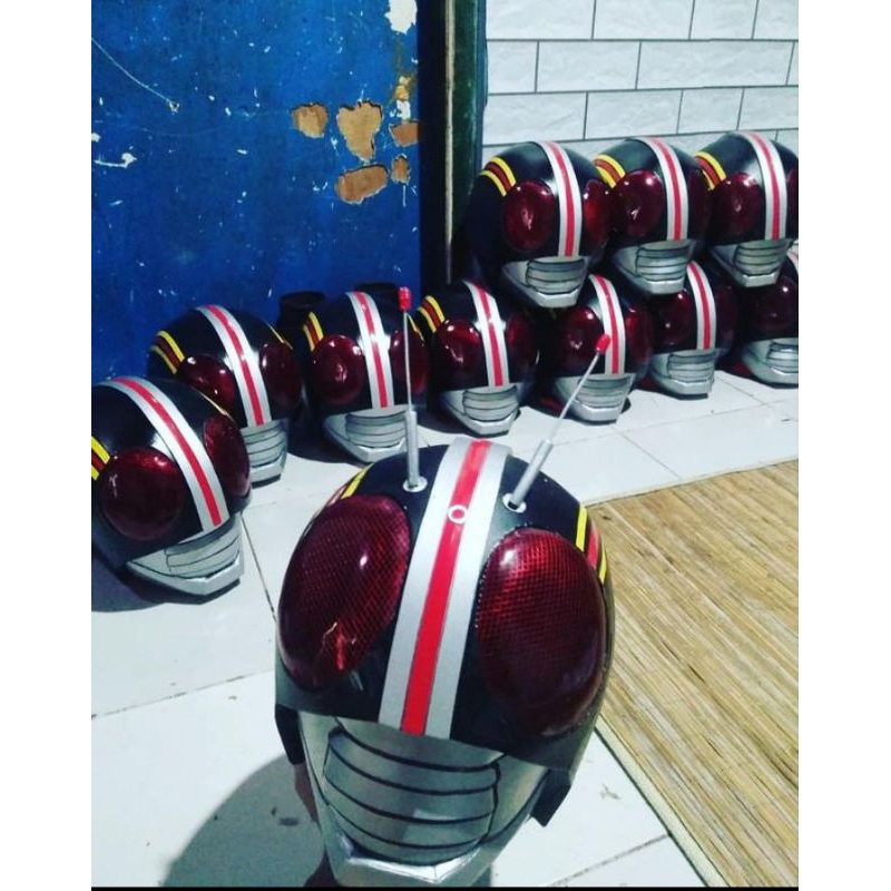 helm kamen rider black(helmet only)