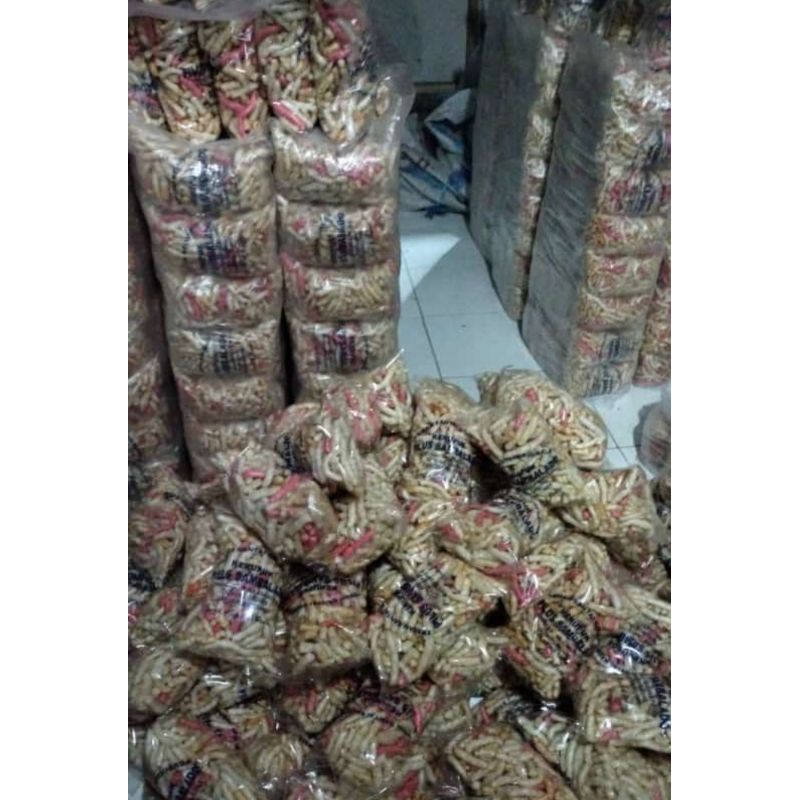 

pilus sambalado dengan rasa pedas dn gurih.cocok untuk cemilan