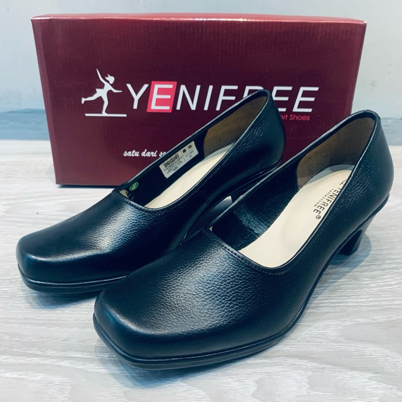 Yenifree - Sepatu Pantofel Wanita / Sepatu Kantor | BM-001