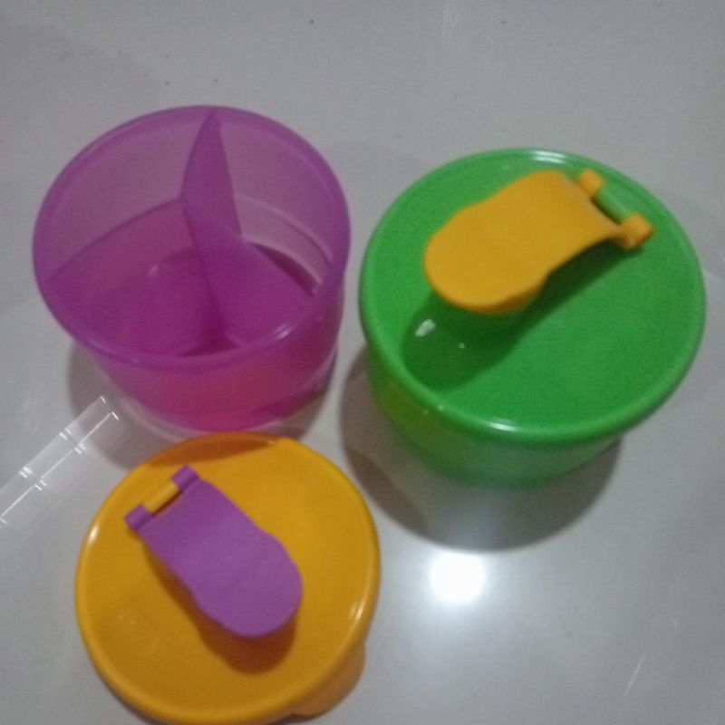 formula dispenser Tupperware