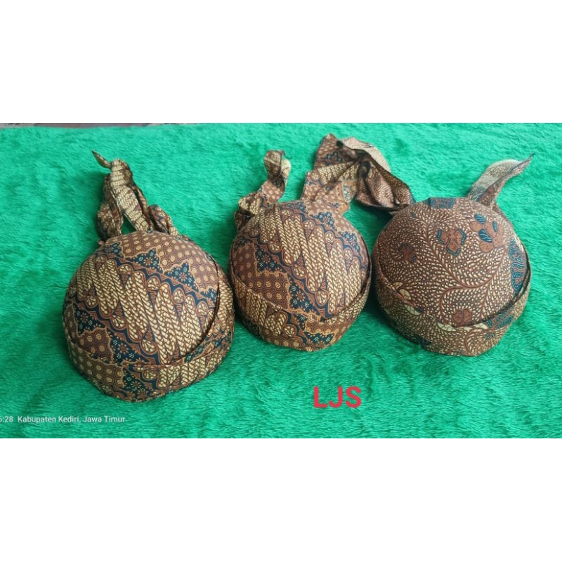 Blangkon Jawa/Blangkon Dewasa