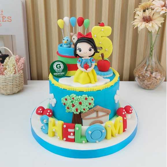 

CAKE TEMA SNOW WHITE FONDANT UK 15CM / KUE ULANG TAHUN CUSTOME