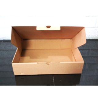 

Box Corrugated Uk. 31,5 x 22 x 7 cm paperbag dus nasi, Kotak Kue coklat polos Untuk acara hajatan kardus box