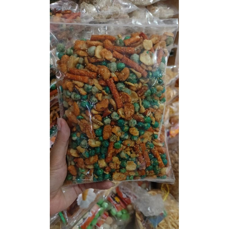 

KACANG KORO MIX