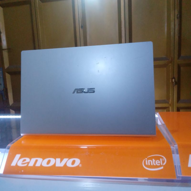 Asus a409u i3 gen7 ram 4gb nvme 256gb