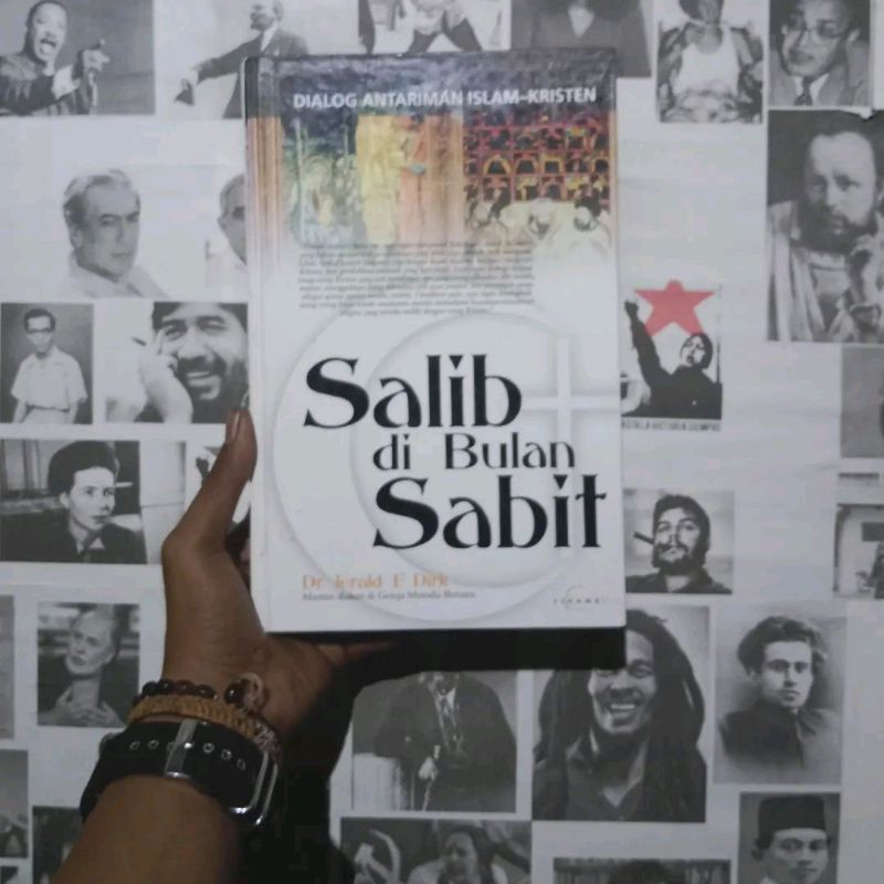 Menuju Kesempurnaan Akhlak | Ibn Miskawaih | Di Keharuman Taman Sufi: Kajian Tasawuf Kurun Awal | To