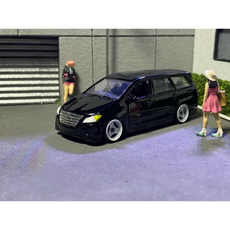 welly 64 toyota kijang innova custom