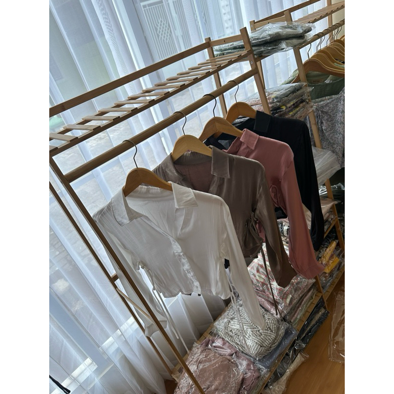 blouse atasan wanita crop bahan satin