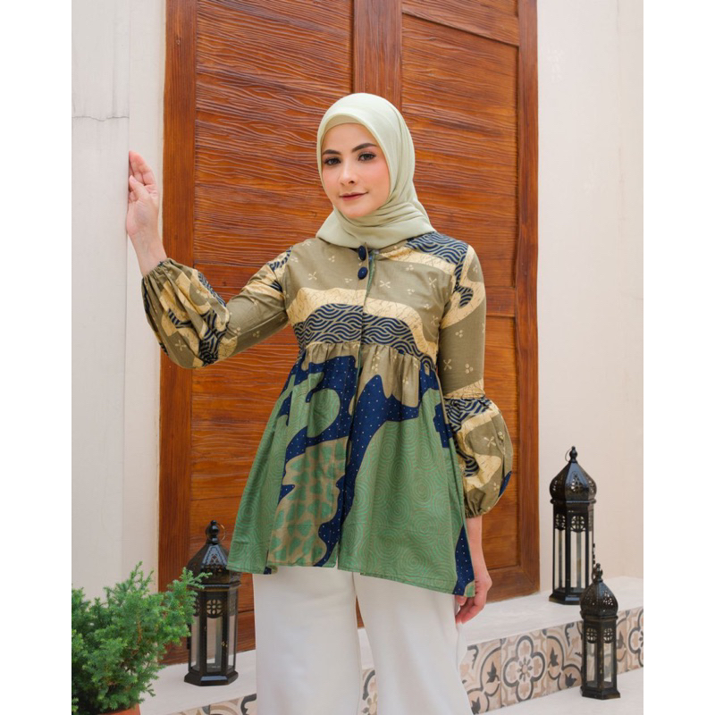 Atasan batik wanita Terbaru Blus motif Abstrak lengan panjang balon kerut by Batik agung jaya