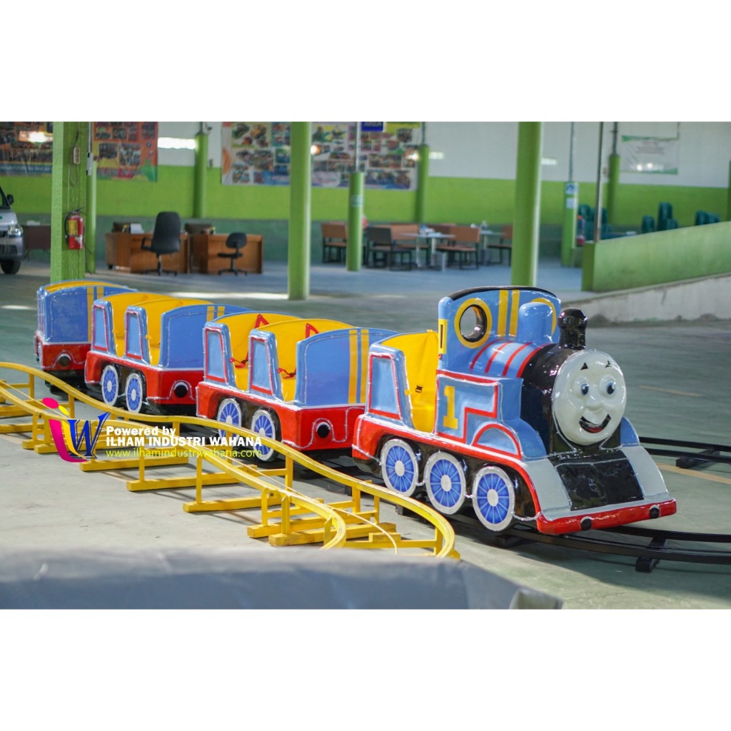 ODONG ODONG KERETA LANTAI THOMAS ISI 4