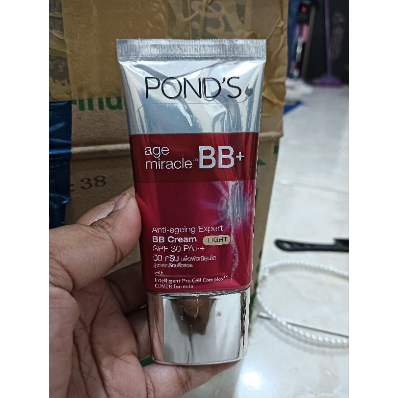 Ponds Age Miracle BB cream spf 30 PA++ dengan isi 25gr.