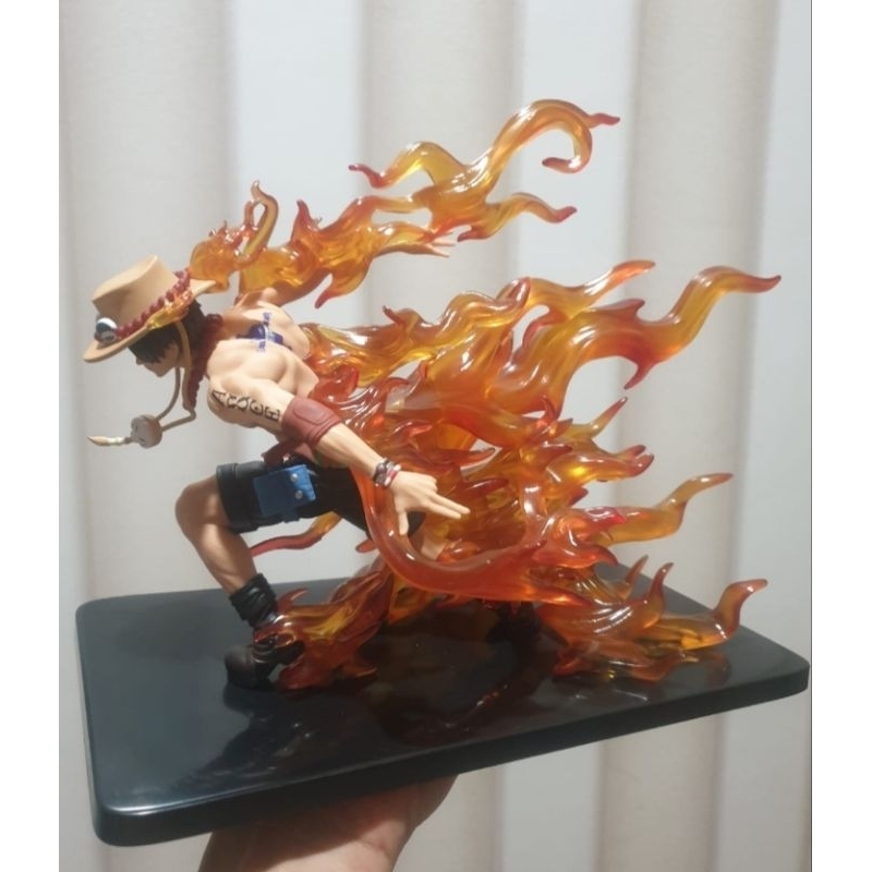 Figure anime one piece Ace fire dash