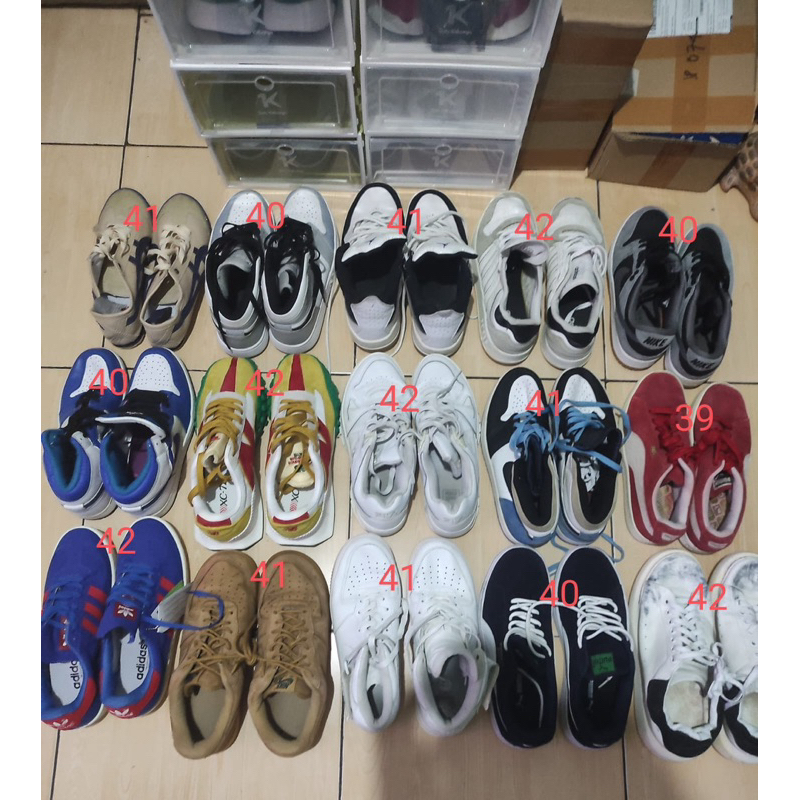 Borongan sepatu sisa ball nike aj1 sb dunk adidas puma suede jordan onitsuka japan nbxc72 af1