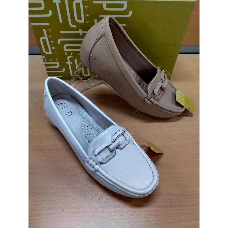FLD sepatu wanita