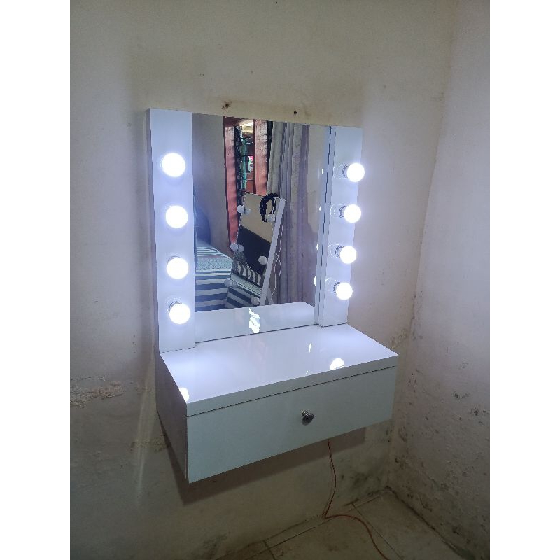 MEJA RIAS LAMPU,MEJA GANTUNG MAKE UP + LACI