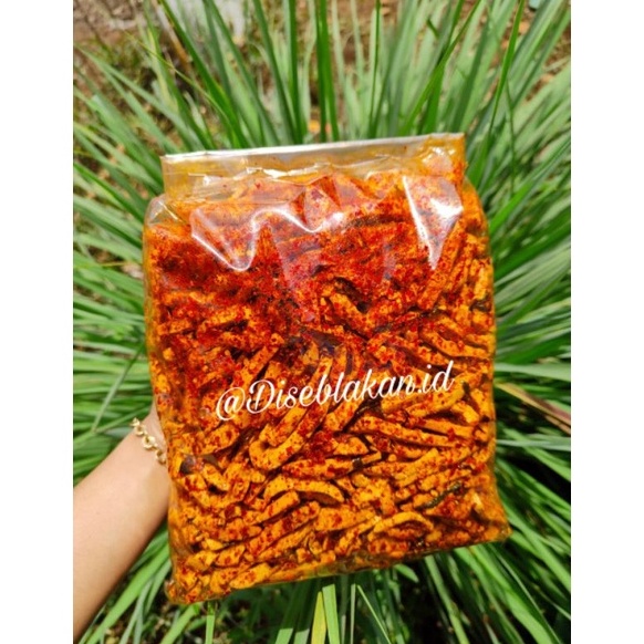 

[۩P35/] Basreng pedas daun jeruk isi 1kg Scrooling