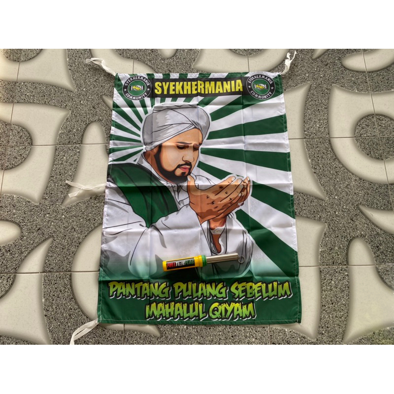 BENDERA SYEKHERMANIA BERSHOLAWAT