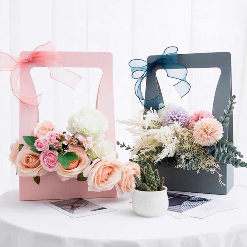

Vas bunga / Kotak Bunga Tenteng / Flower box / Barang Florist / Tas Bunga