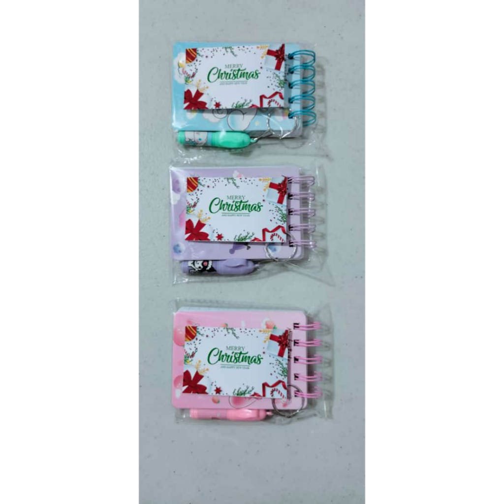 

Souvenir Natal Notebook + Pen Mini Buku Saku Lucu Gantungan Hampers Ultah