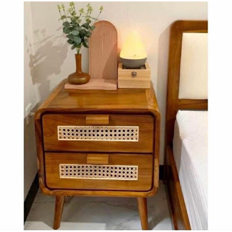 nakas meja kamar tidur/rotan laci