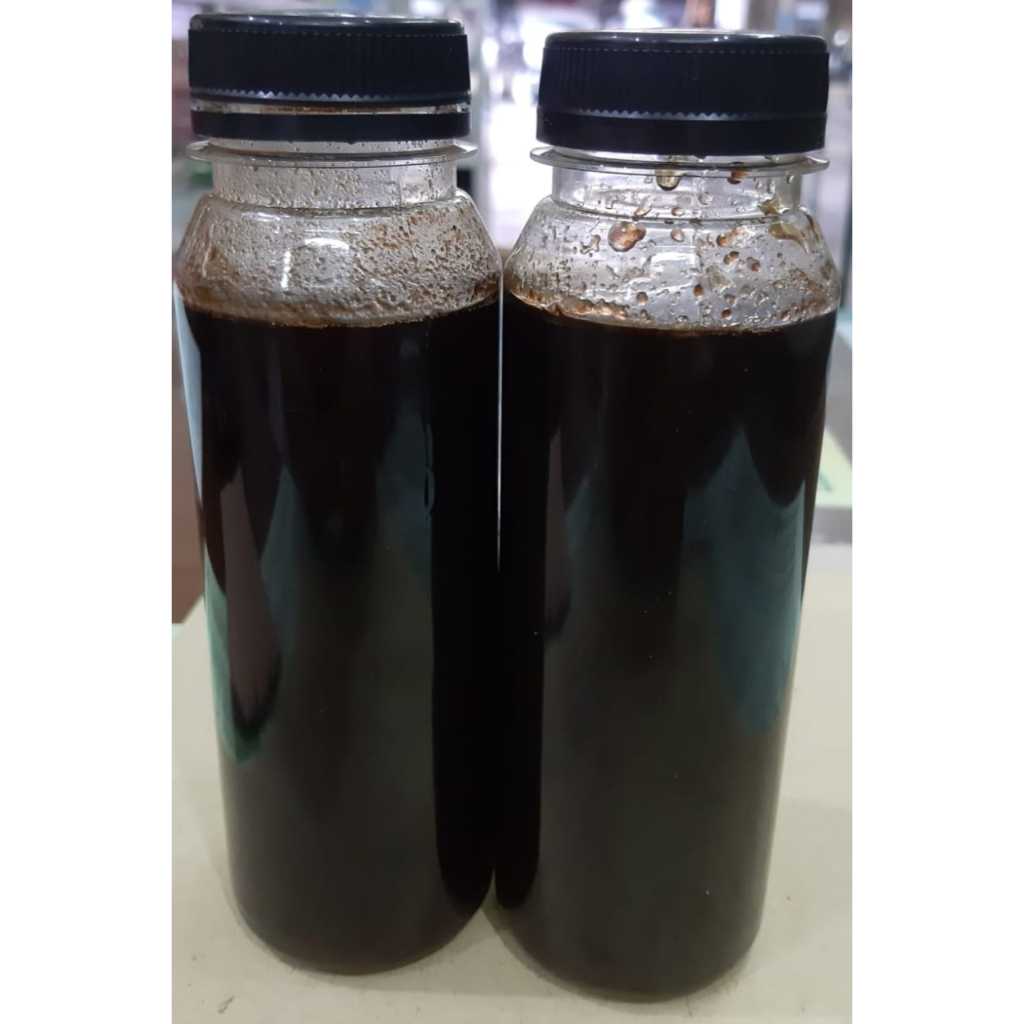

MADU HITAM PAHIT Asli Pontianak 330 Ml [Membantu Mengobati Diabetes..Darah Tinggi..Meringankan Batuk Berdahak..Meringankan Maag dan Nyeri Lambung..Meningkatkan Daya Imun Tubuh]