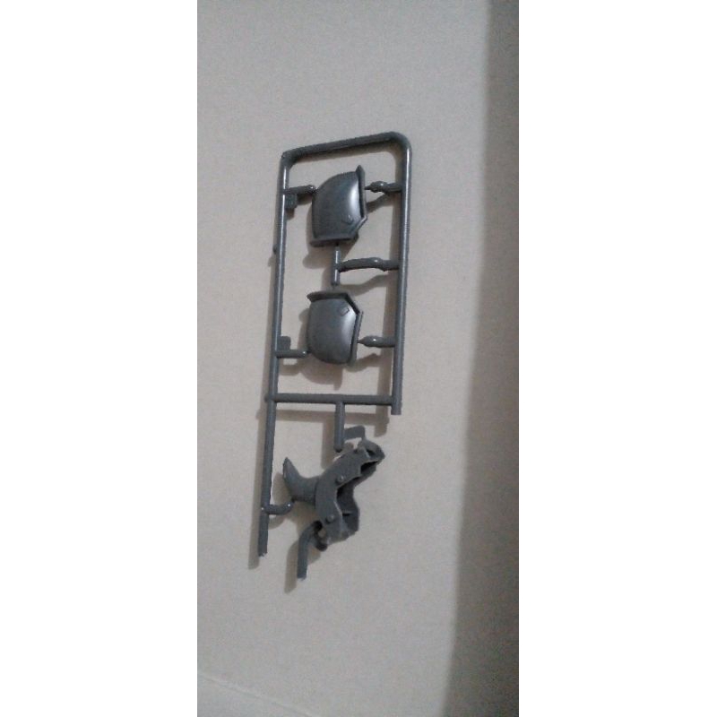 MG 1/100 Zaku phantom zaku warrior part bahu