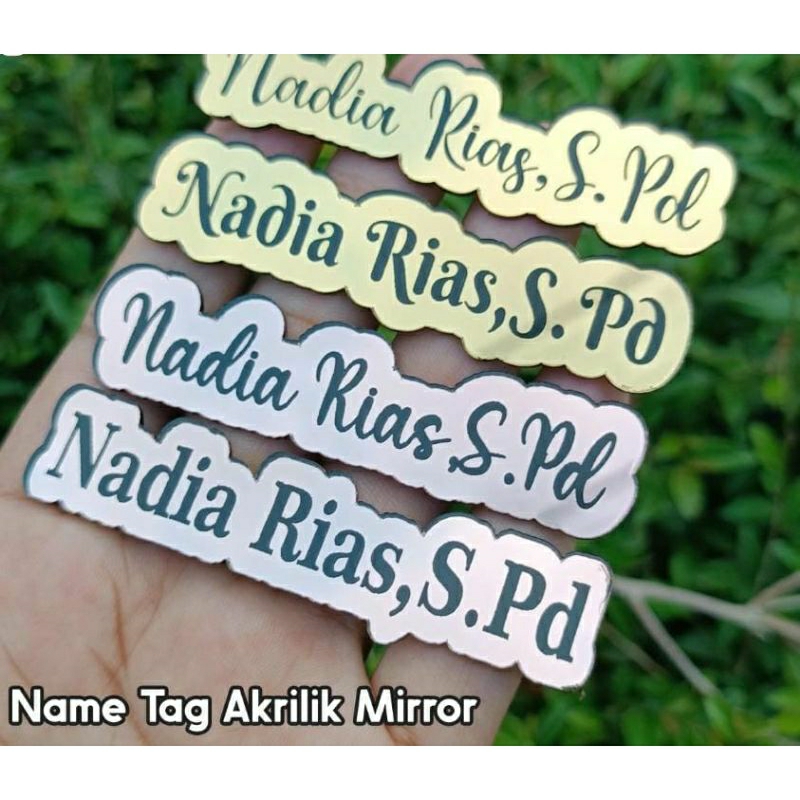 

Name Tag Akrilik